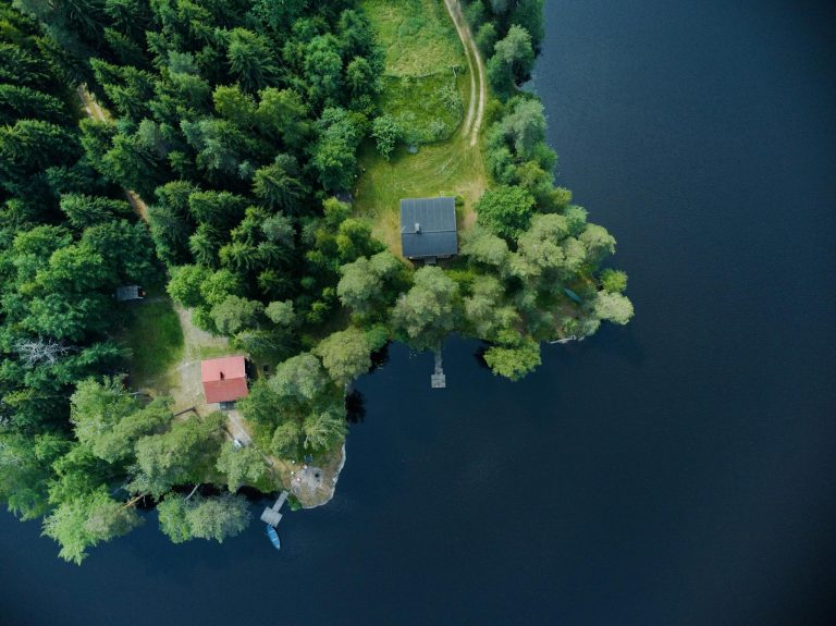 Cabin near Lake in Finland